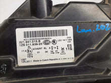 Laden Sie das Bild in den Galerie-Viewer, Frontscheinwerfer Skoda Superb III 8491792496 3V1941015B Xenon Links Headlight