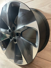 Load image into Gallery viewer, 1x Alufelge 19 Zoll 7.5" 5x112 10E601025J Cupra Born I Rim Wheel FEL6934624102mo