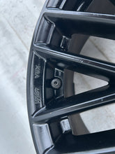 Laden Sie das Bild in den Galerie-Viewer, 1x Alufelge 18 Zoll 8.0&quot; 5x112 50ET CMA476808 Audi Rim Wheel