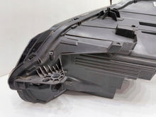 Laden Sie das Bild in den Galerie-Viewer, Frontscheinwerfer Peugeot 5008 II 9836230580 Full LED Rechts Headlight SCH7953840796cz