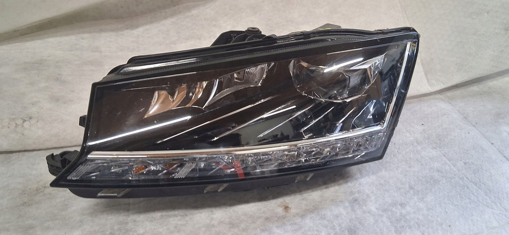 Frontscheinwerfer Skoda Fabia III 6V1941015F LED Links Scheinwerfer Headlight SCH9866241761er