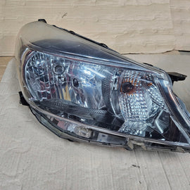 Frontscheinwerfer Toyota Yaris Rechts Scheinwerfer Headlight SCH7931480706cc