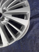 Load image into Gallery viewer, 1x Alufelge 18 Zoll 7.5" 5x108 49ET Glanz Silber YP00064280 Opel Grandland X FEL6234618759ti