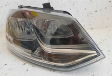 Laden Sie das Bild in den Galerie-Viewer, Frontscheinwerfer VW Polo 6C1941006 Rechts Scheinwerfer Headlight