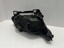 Laden Sie das Bild in den Galerie-Viewer, Frontscheinwerfer BMW E60 E61 Xenon Links Scheinwerfer Headlight