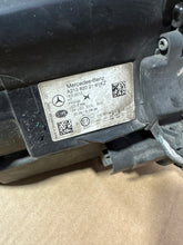 Laden Sie das Bild in den Galerie-Viewer, Frontscheinwerfer Mercedes-Benz W213 A2138202161 Links Scheinwerfer Headlight SCH1341456960nx