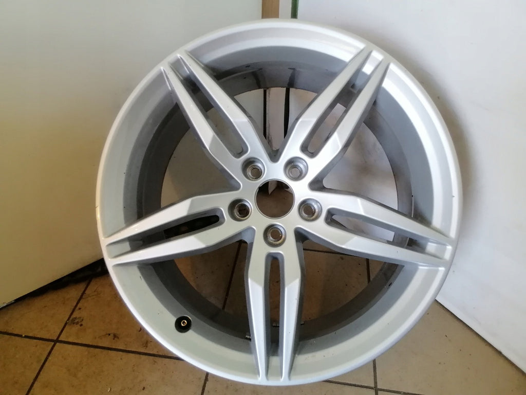 1x Alufelge 19 Zoll 8.5" 5x112 32ET Glanz Silber 8W0601025AM Audi A4 Rim Wheel FEL5624746382qh