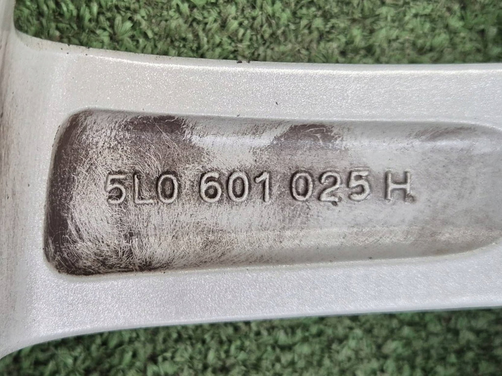 1x Alufelge 17 Zoll 5x112 5L0601025H Skoda Yeti Rim Wheel FEL1224233482ga
