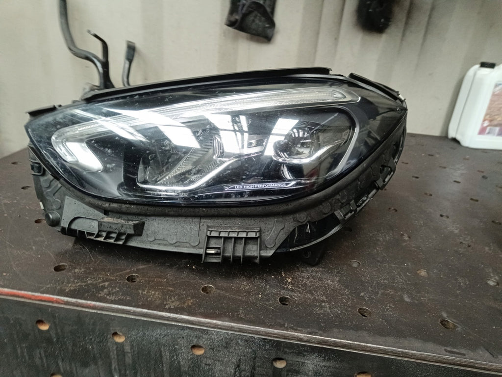 Frontscheinwerfer Mercedes-Benz W206 A2069060703 LED Links Headlight SCH8962927692kn