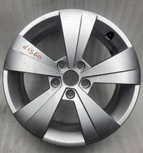Laden Sie das Bild in den Galerie-Viewer, 1x Alufelge 17 Zoll 6.5" 5x112 41ET Glanz Silber 3V0601025A Skoda Superb Iii FEL9280110068ky