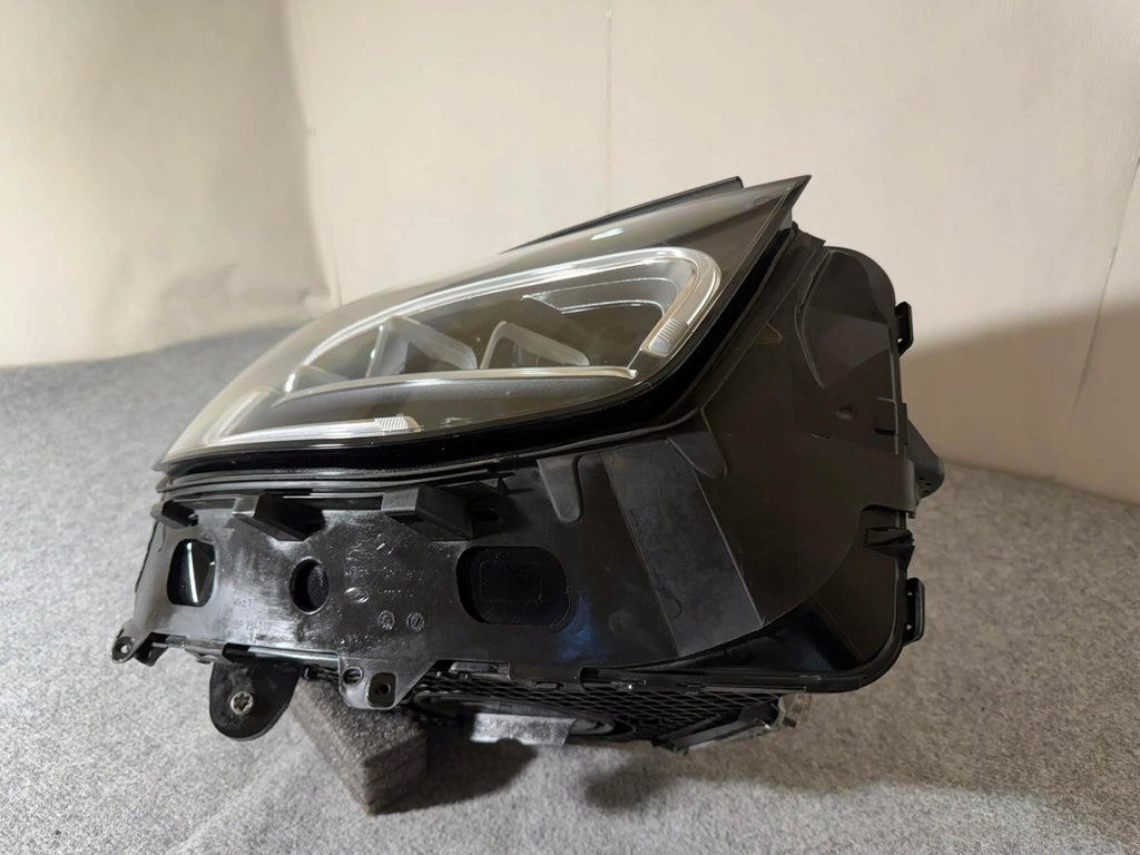 Frontscheinwerfer Mercedes-Benz Glc A2539066403 LED Rechts Headlight SCH6163702223ji