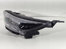 Load image into Gallery viewer, Frontscheinwerfer Kia Stonic 92101-H8 LED Links Scheinwerfer Headlight SCH1385344089tf