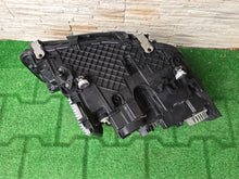Laden Sie das Bild in den Galerie-Viewer, Frontscheinwerfer BMW 5 G31 G30 9850581 LED Links Scheinwerfer Headlight SCH9015194245eu