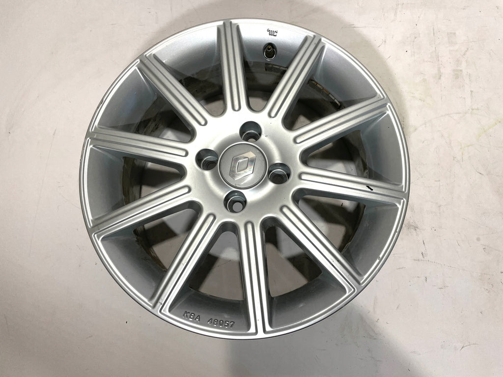 1x Alufelge 16 Zoll 6.5" 4x100 40ET Glanz Silber KBA48057 Renault Rim Wheel