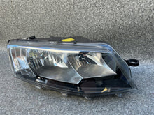 Load image into Gallery viewer, Frontscheinwerfer Skoda Octavia III 5E1941018 Rechts Scheinwerfer Headlight SCH1469435610jc