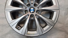 Laden Sie das Bild in den Galerie-Viewer, 1x Alufelge 17 Zoll 7.5&quot; 5x112 30ET Glanz Silber 7915323 BMW 3 G21 G20 Rim Wheel