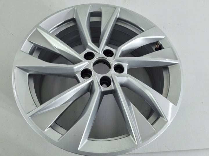 1x Alufelge 17 Zoll 6.5" 5x100 40ET Glanz Silber 657601025AK Skoda Scala Kamiq I FEL6471751590bh