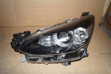Load image into Gallery viewer, Frontscheinwerfer Mazda II D43N-51040 LED Ein Stück (Rechts oder Links) SCH5847167520kt