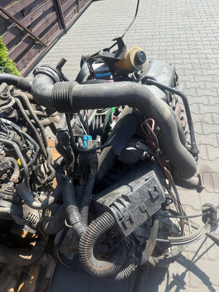 Motor Renault Trafic Master 2.5 DCI Diesel Engine Unkomplett