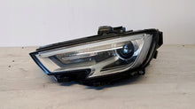 Laden Sie das Bild in den Galerie-Viewer, Frontscheinwerfer Audi A3 8V0941005E Xenon Links Scheinwerfer Headlight