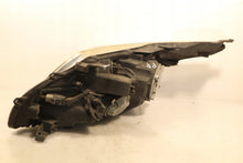 Laden Sie das Bild in den Galerie-Viewer, Frontscheinwerfer Toyota Avensis Rechts Scheinwerfer Headlight SCH6201366763mg