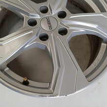 Laden Sie das Bild in den Galerie-Viewer, 4x Alufelge 17 Zoll 7.5" 5x112 46ET Glanz Silber Audi I Rim Wheel FEL6718494606ac