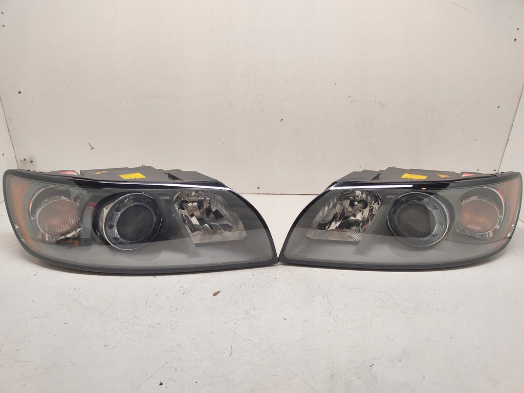 Frontscheinwerfer Volvo S40 V50 30698890 30744681 Xenon Rechts oder Links SCH2631859800sm