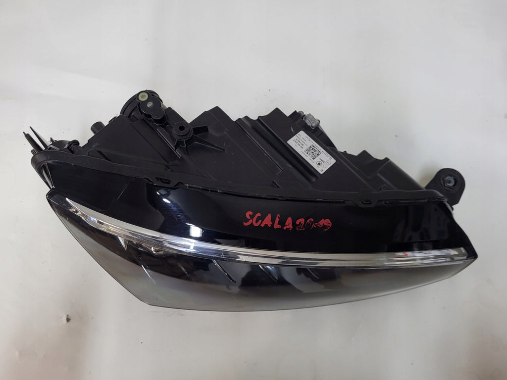 Frontscheinwerfer Skoda Scala 657941016A LED Rechts Scheinwerfer Headlight SCH2130336922ne
