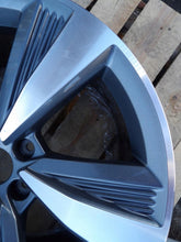 Load image into Gallery viewer, 1x Alufelge 19 Zoll 9.0" 5x112 Glanz 4N0601025C Audi A8 Rim Wheel FEL6429708182vr