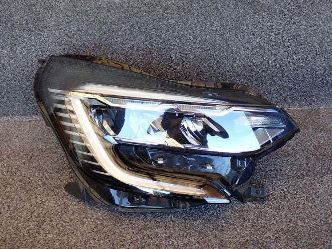 Frontscheinwerfer Renault Captur II 260104525R Full LED Rechts Headlight