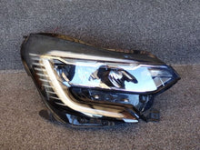 Load image into Gallery viewer, Frontscheinwerfer Renault Captur II 260104525R Full LED Rechts Headlight