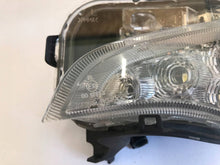 Laden Sie das Bild in den Galerie-Viewer, Frontscheinwerfer Toyota Auris Links Scheinwerfer Headlight SCH8793844183lk