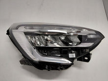 Laden Sie das Bild in den Galerie-Viewer, Frontscheinwerfer Renault Clio I V 260108676R LED Rechts Scheinwerfer Headlight SCH1598855115ys