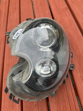 Laden Sie das Bild in den Galerie-Viewer, Frontscheinwerfer Mini R55 R56 0301225279 Links Scheinwerfer Headlight SCH5287775758bg