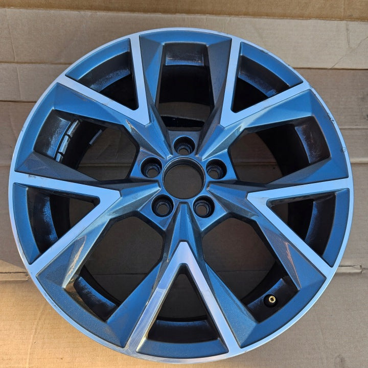 1x Alufelge 17 Zoll 7.0" 5x100 43ET Glanz Graphit 82A601025AA Audi A1 Mg FEL5247959955yv