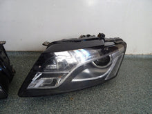 Load image into Gallery viewer, Frontscheinwerfer Audi Q5 8R0941003AJ Xenon Ein Stück (Rechts oder Links)