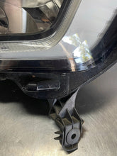 Load image into Gallery viewer, Frontscheinwerfer Renault Master 260607867R Links Scheinwerfer Headlight