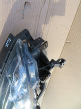 Laden Sie das Bild in den Galerie-Viewer, Frontscheinwerfer Mazda 6 Gh 99226-81017 Links Scheinwerfer Headlight