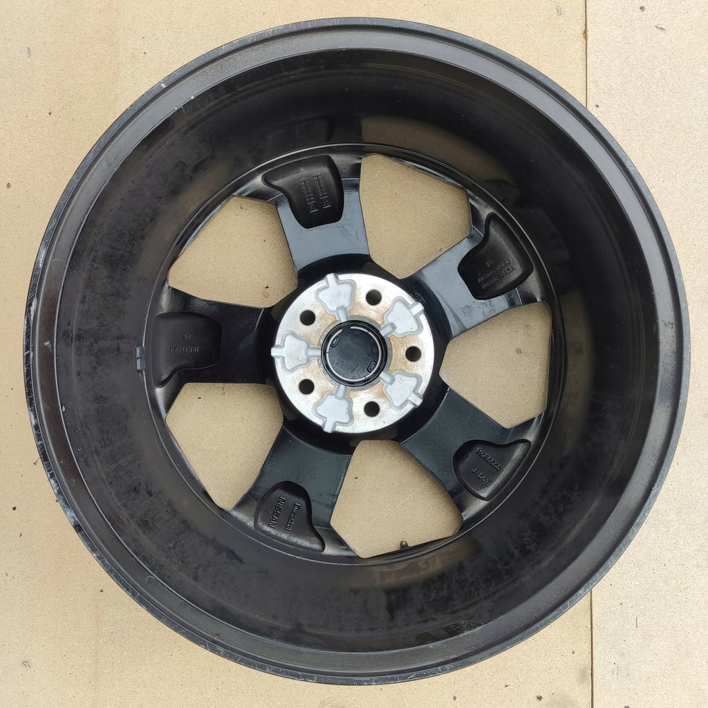 1x Alufelge 18 Zoll 7.0" 5x114.3 45ET 403006UA4J Nissan Qashqai III J12