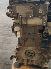 Load image into Gallery viewer, Motor Mercedes-Benz W176 W246 328 HMCAR 2.2 CDI 125TKm Diesel Engine Komplett