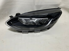 Laden Sie das Bild in den Galerie-Viewer, Frontscheinwerfer Ford Fiesta LED Links Scheinwerfer Headlight SCH9267889226xp