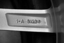 Load image into Gallery viewer, 1x Alufelge 17 Zoll 7.0&quot; 5x100 46ET Glanz Silber 6V0601025 Skoda Rim Wheel