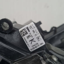 Load image into Gallery viewer, Frontscheinwerfer Toyota Corolla Hatchback 81150-02S70 LED Links Headlight SCH8881853852bc