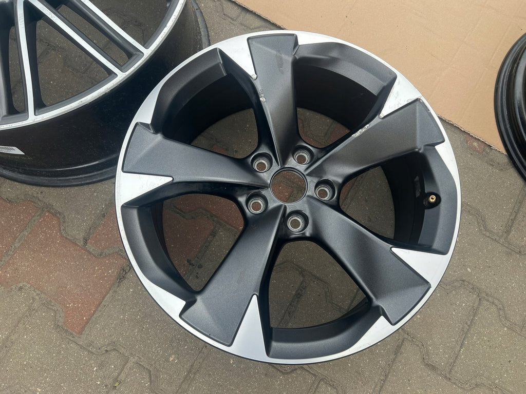 1x Alufelge 18 Zoll 7.5" 5x112 46ET 5FA601025 Cupra Leon Rim Wheel