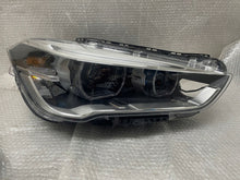 Laden Sie das Bild in den Galerie-Viewer, Frontscheinwerfer BMW X1 F48 7495004-07 LED Rechts Scheinwerfer Headlight SCH1525333548ty