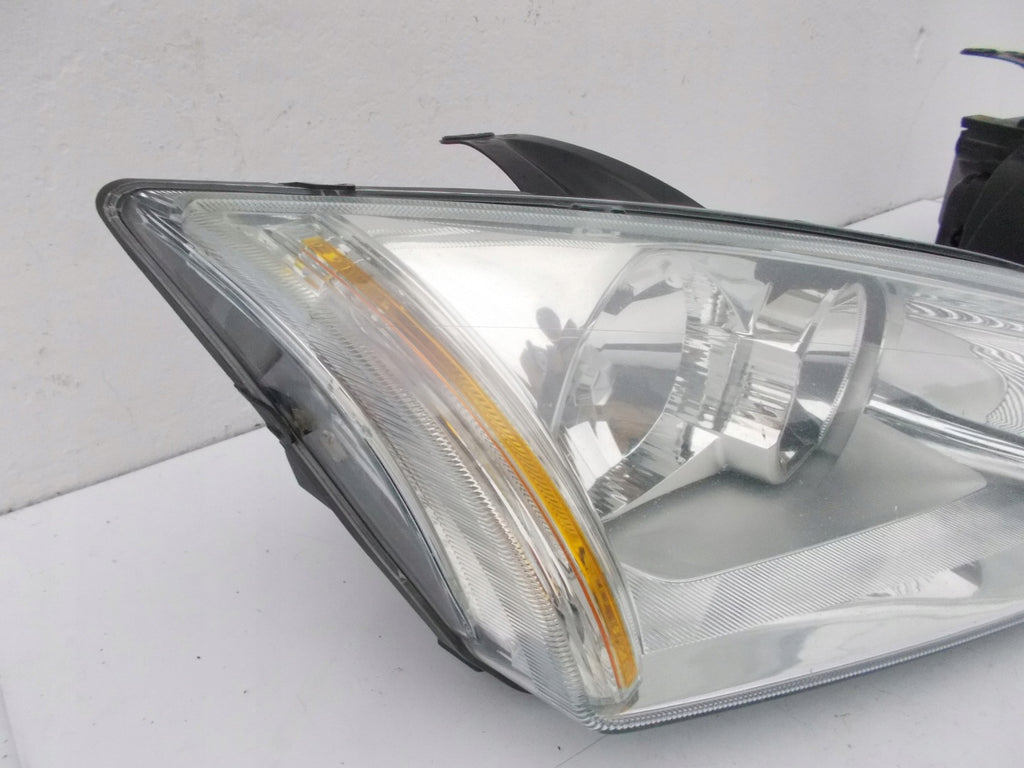 Frontscheinwerfer Ford Focus 4M51-13101-JD 4M51-13W029-JC LED Rechts oder Links