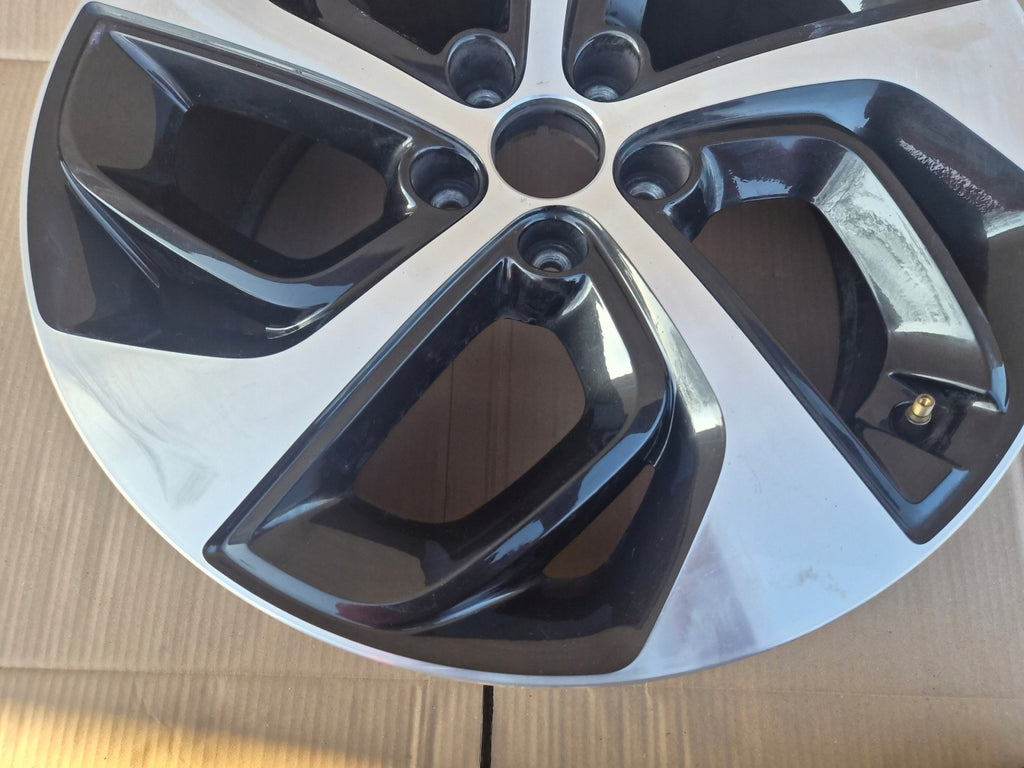 1x Alufelge 19 Zoll 7.5" 5x114.3 52910-D7460 Hyundai Tucson Rim Wheel FEL8407724554jv