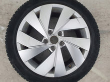 Load image into Gallery viewer, 1x Alufelge 17 Zoll 7.5" 5x112 51ET 5H0601025C VW Golf Viii Rim Wheel FEL6450433742es
