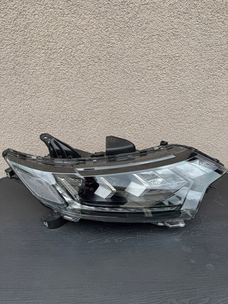 Frontscheinwerfer Mitsubishi Outlander 8301D3-32 Full LED Rechts Headlight