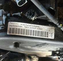 Laden Sie das Bild in den Galerie-Viewer, Motor Audi DET DEZ 2.0 TDI 2023 Diesel Engine Unkomplett